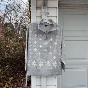 NWT Talbots Gorgeous Thick Gray White Snowflakes 1/4 Zip Long Sleeve Sweater